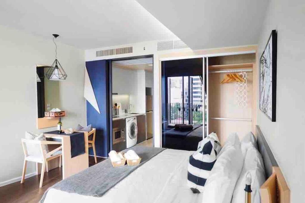 Stylish 1 Bedroom, Nice Pool,Bts Asok, Sukhumvit Bangkok Exterior foto